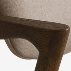 Magnus Dining Chair -AuraLiving Furniture Store 265169 magnus detail 1