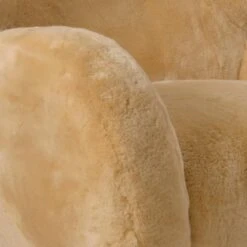 Manx Baa Baa Armchair -AuraLiving Furniture Store 266435 manx chair detail