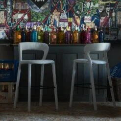 Mian Bar Stool Bar Stool -AuraLiving Furniture Store 309348 mian bar stool