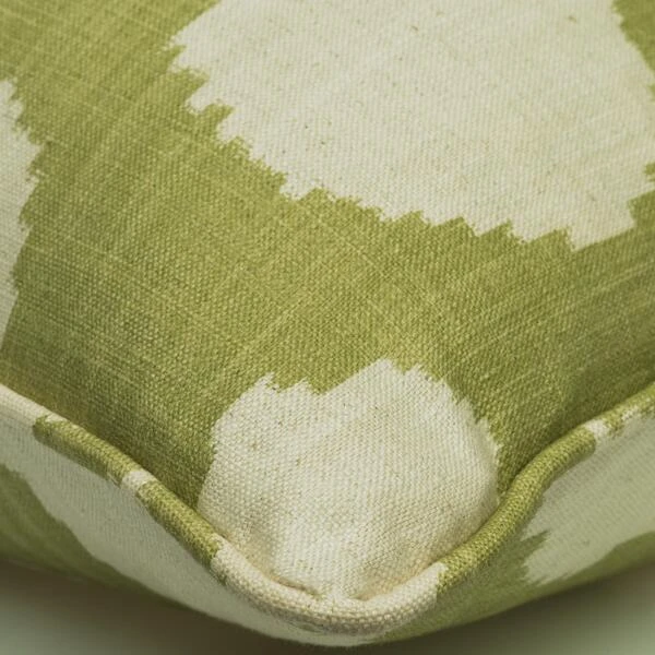 Beehive Leaf Cushion 2 Beehive Leaf Cushion - Image 2