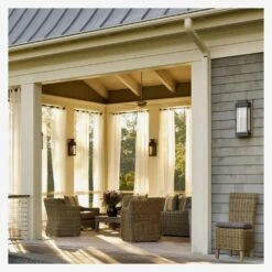 Linear Bronze Outdoor Wall Light -AuraLiving Furniture Store 354921 inspo linearoutdoor01